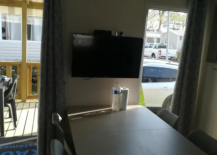 Superbe Mobil 3 F51 캠프장 *