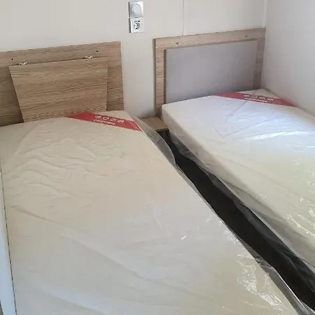 Superbe Mobil 3 F51 Parque de Campismo Saint-Jean-de-Monts