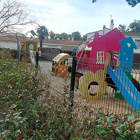 Superbe Mobil 3 F51 Campingplatz *
